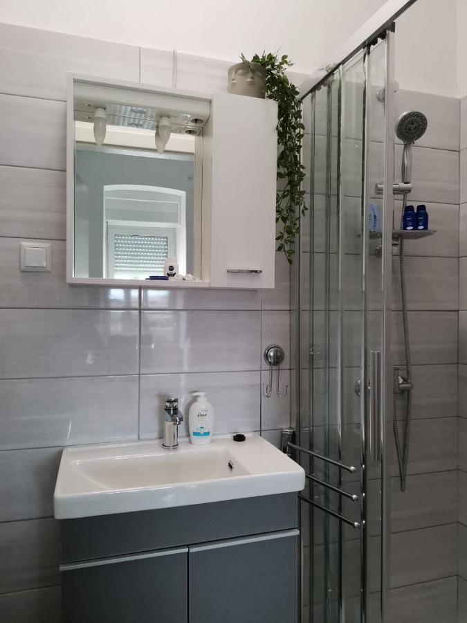 Apartmani Kaiserin ツリクヴェニツァ エクステリア 写真