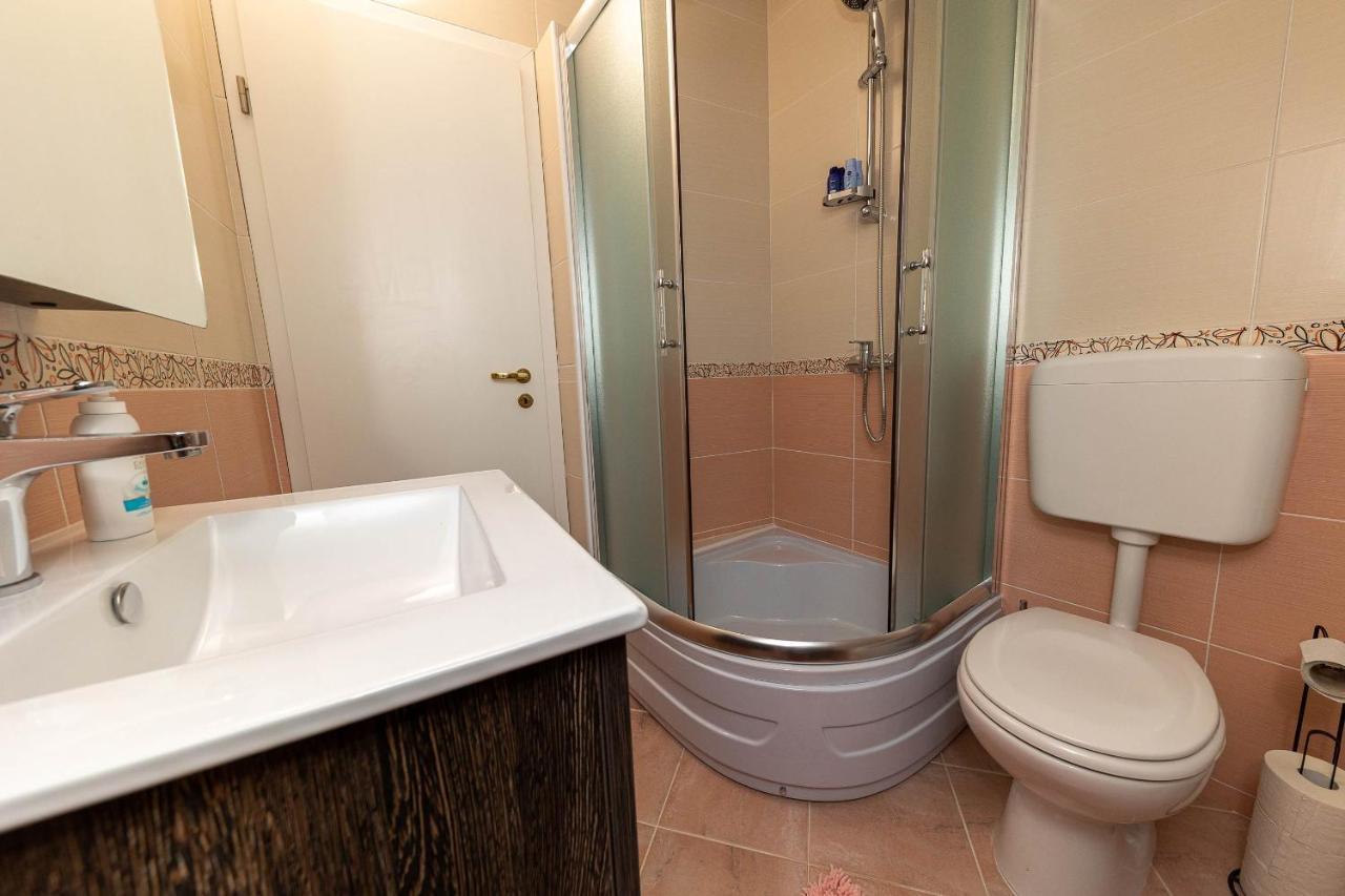 Apartmani Kaiserin ツリクヴェニツァ エクステリア 写真